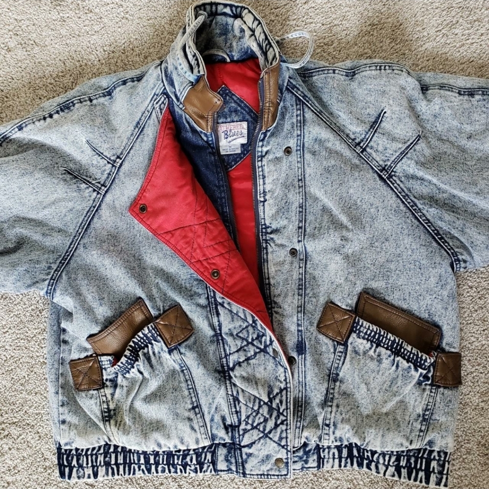 Whethered blues acid washed denim jacket